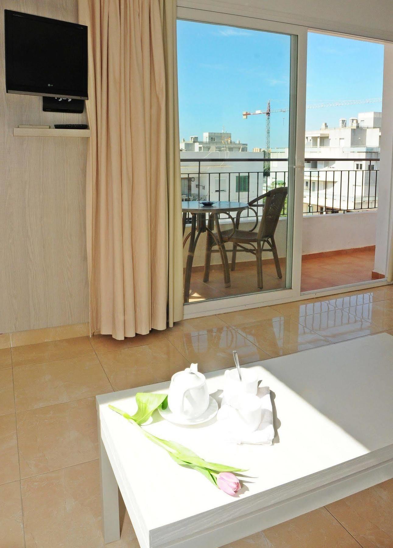 Apartamentos Avenida - Mc Apartamentos Ibiza Luaran gambar