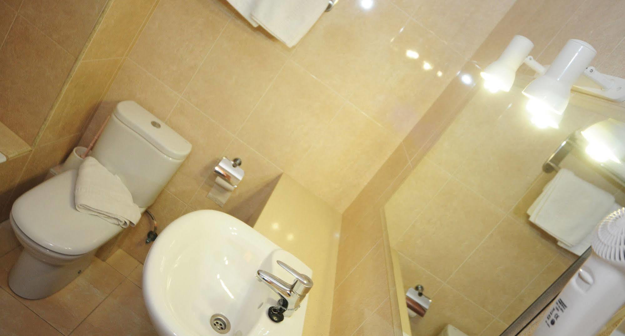Apartamentos Avenida - Mc Apartamentos Ibiza Luaran gambar